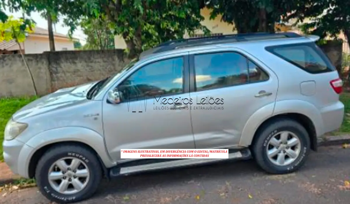 Foto de TOYOTA / HILUX SW4 SRV4X4 (2011/2011)