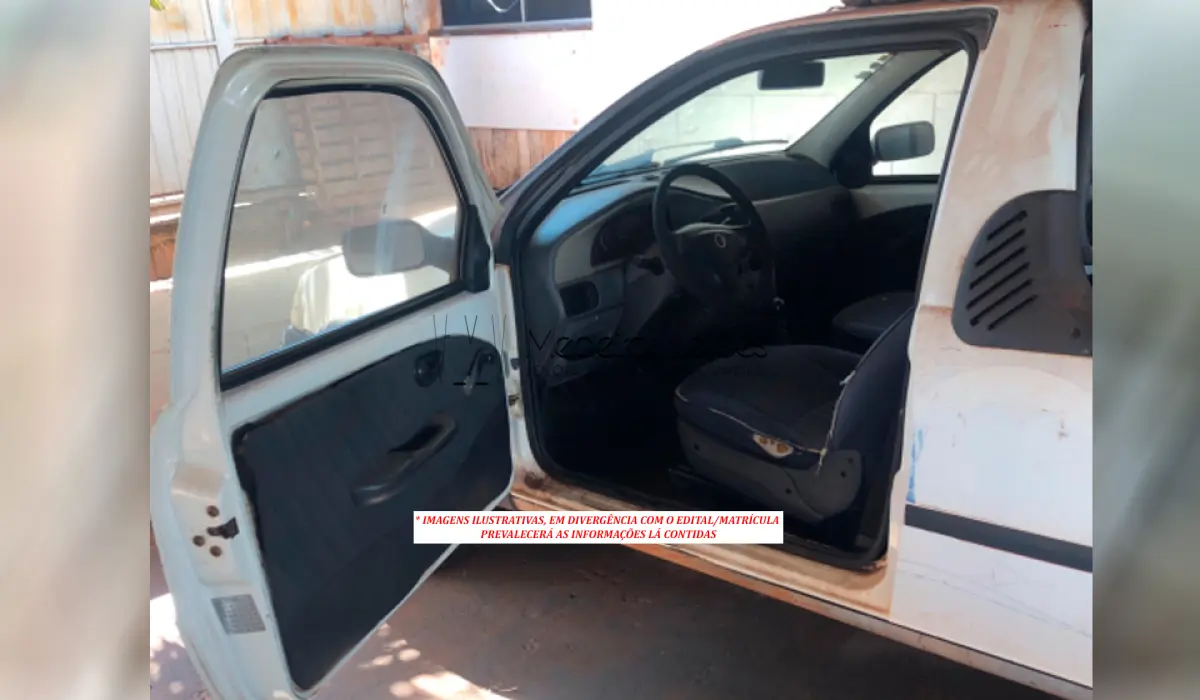 LOTE 004 - VEICULO FIAT/STRADA FIRE (ANO 2004/2005)