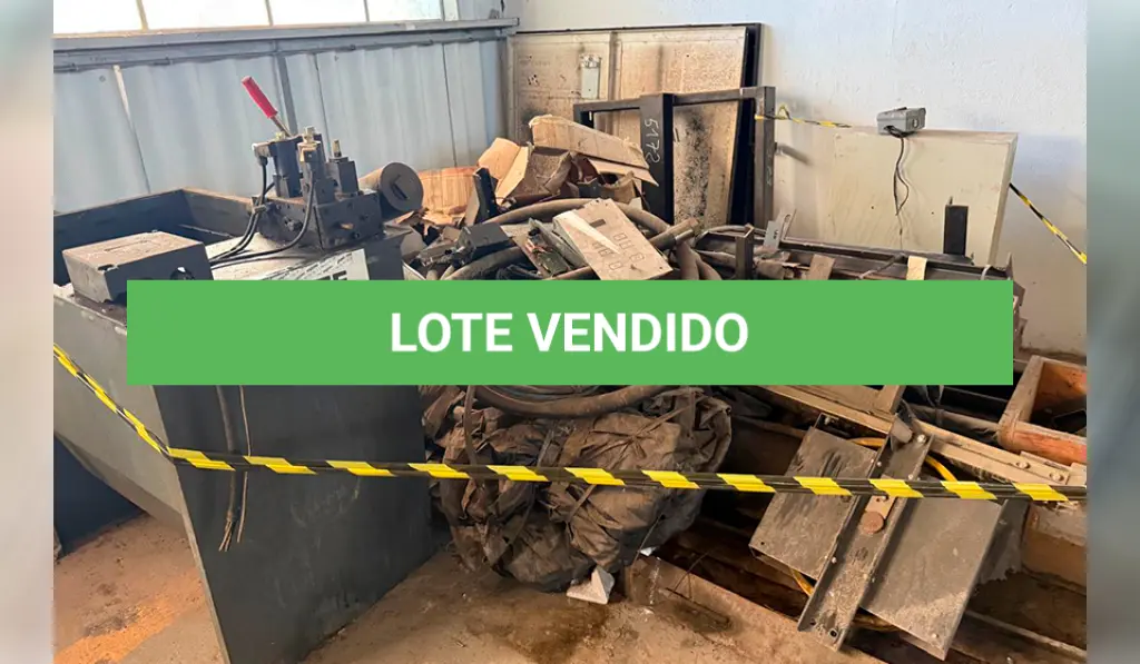LOTE 048