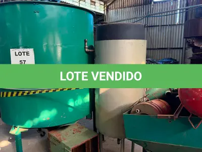 LOTE 057 - SUCATAS - MATERIAL METÁLICO E TANQUES