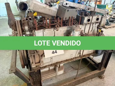 LOTE 044 - VEÍCULO (SUCATA) - MOTOR VEICULAR (ALFA ROMEO)