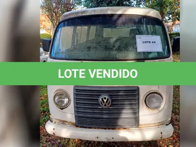 LOTE 064 - VEÍCULO (SUCATA) - VW / KOMBI