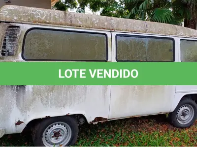 LOTE 064 - VEÍCULO (SUCATA) - VW / KOMBI