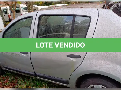 LOTE 061 - VEÍCULO - RENAULT/SANDERO EXPRESSION