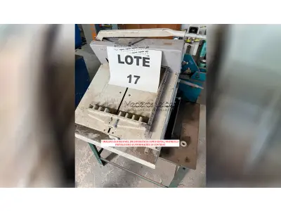 LOTE 017 - FERRAMENTAS -  GUILHOTINA (3)
