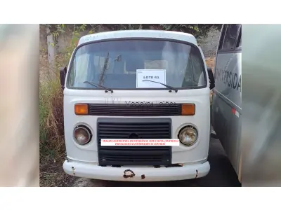 LOTE 063 - VEÍCULO (SUCATA) - VW / KOMBI